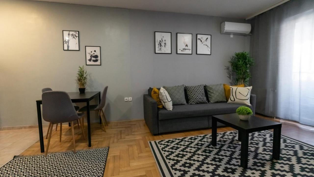 Central Fenix Apartment - Free Private Parking-Fast Wi-Fi Novi Sad Exterior photo