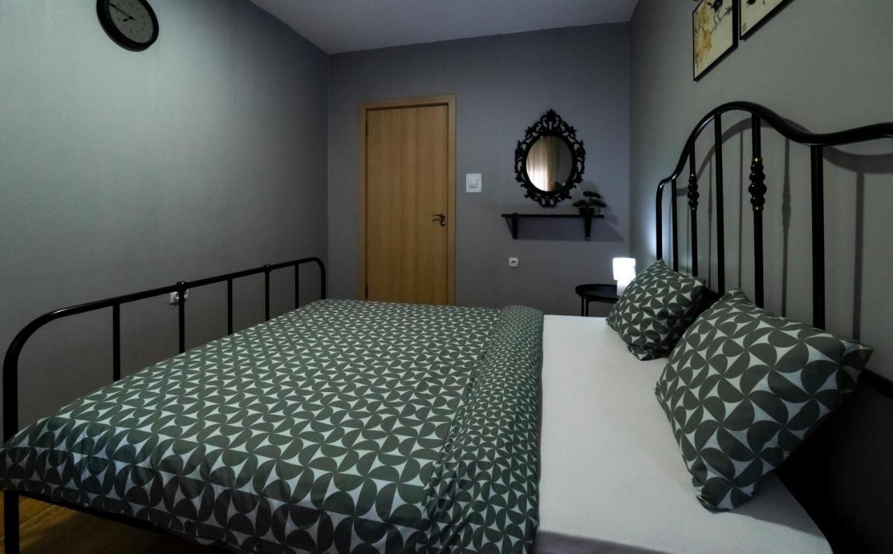 Central Fenix Apartment - Free Private Parking-Fast Wi-Fi Novi Sad Exterior photo